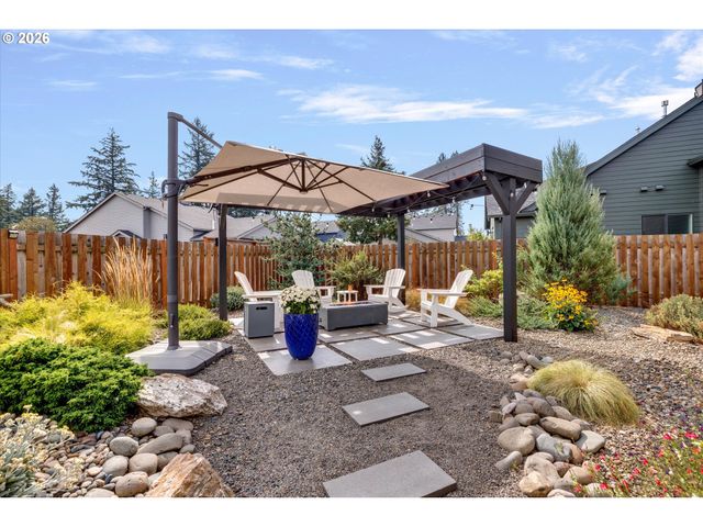 970 Se DARROW Rd, Estacada, OR 97023
