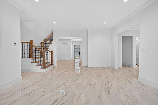 2427 Camden Creek Lane, Houston, TX 77077