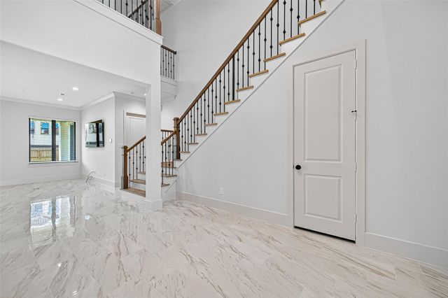 2427 Camden Creek Lane, Houston, TX 77077
