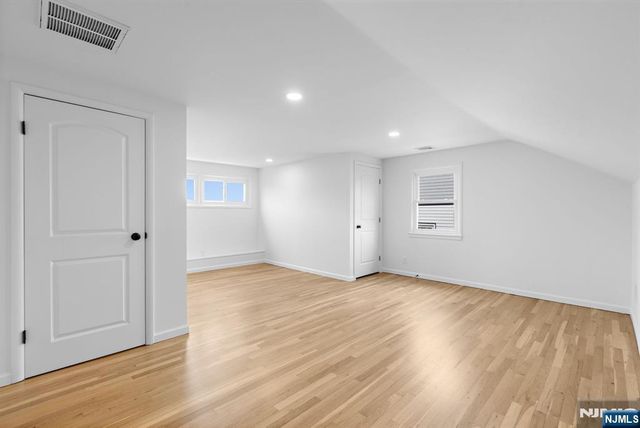 1054 Stonewall Lane, Secaucus, NJ 07094