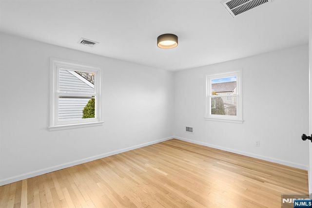 1054 Stonewall Lane, Secaucus, NJ 07094