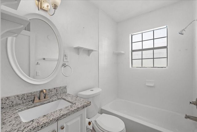 1312 22nd Street N, Texas City, TX 77590