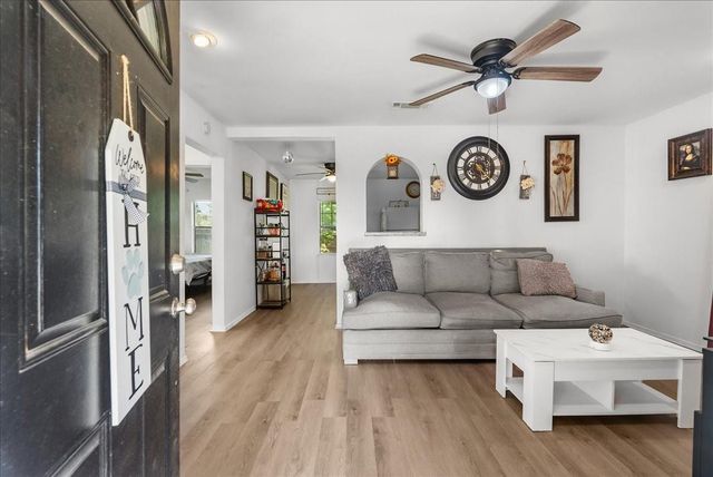 1312 22nd Street N, Texas City, TX 77590