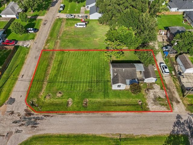 1312 22nd Street N, Texas City, TX 77590