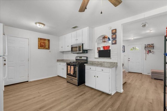 1312 22nd Street N, Texas City, TX 77590