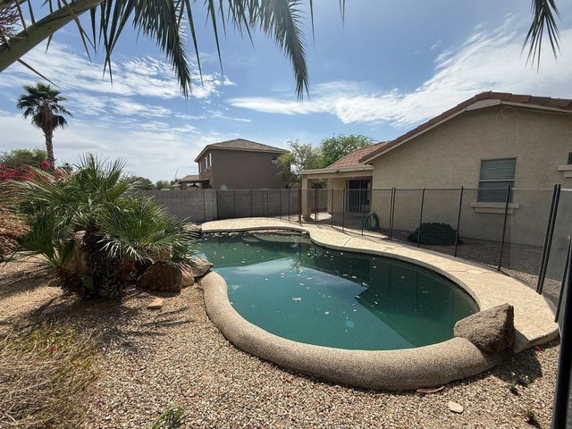 1135 S 165th Drive, Goodyear, AZ 85338