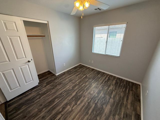 1135 S 165th Drive, Goodyear, AZ 85338