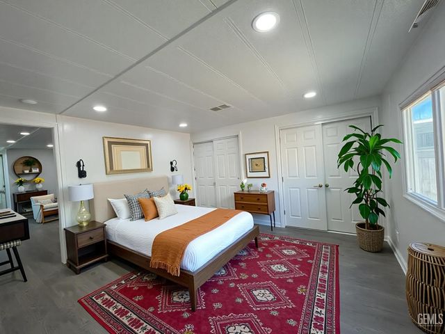 4401 Hughes Lane 173, Bakersfield, CA 93304