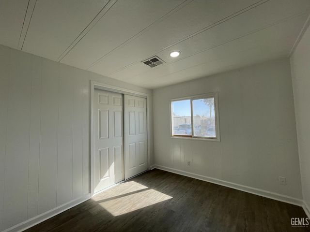 4401 Hughes Lane 173, Bakersfield, CA 93304