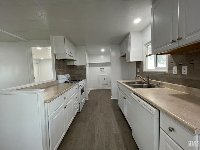 4401 Hughes Lane 173, Bakersfield, CA 93304