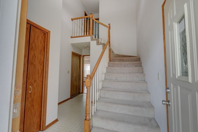 1306 University Street, Pella, IA 50219