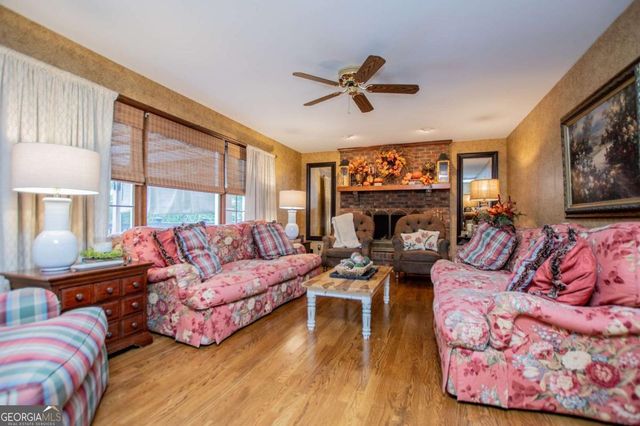 95 Camp Lane, Carrollton, GA 30117