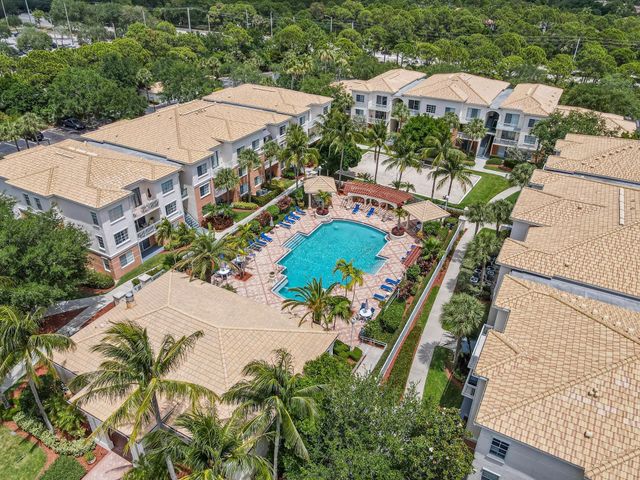 2310 Myrtlewood Circle E, Palm Beach Gardens, FL 33418