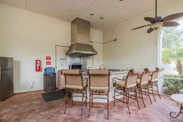 2310 Myrtlewood Circle E, Palm Beach Gardens, FL 33418