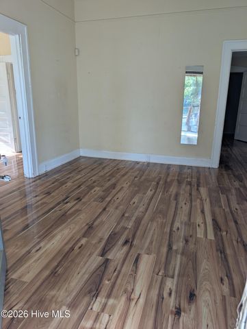 406 Academy Street E, Wilson, NC 27893