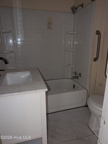 406 Academy Street E, Wilson, NC 27893