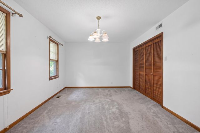 48 N Badalona Drive, Hot Springs Village, AR 71909