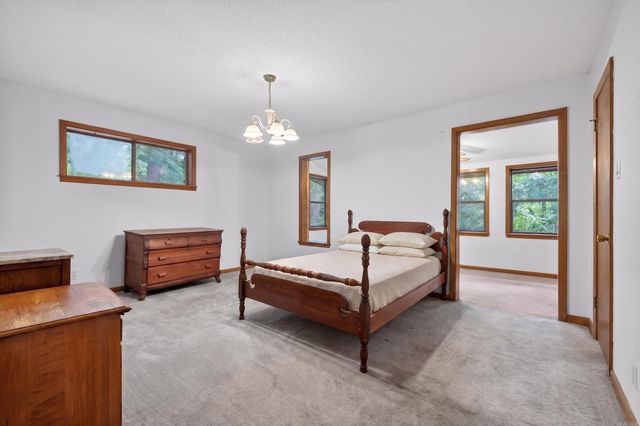 48 N Badalona Drive, Hot Springs Village, AR 71909