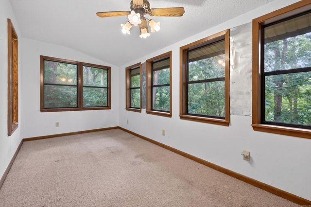 48 N Badalona Drive, Hot Springs Village, AR 71909