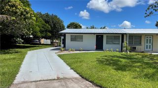 1099 Vineyard PL, Lehigh Acres, FL 33936