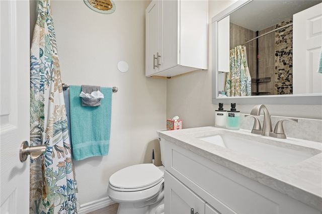 1001 Cape Velero Dr C-2, Rockport, TX 78382