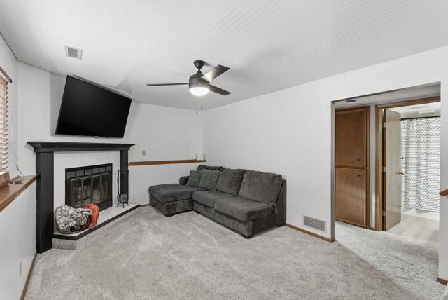 1902 N Floyd, Wichita, KS 67212