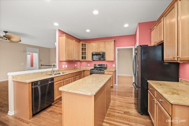 2660 Chesire Court, West Dundee, IL 60118