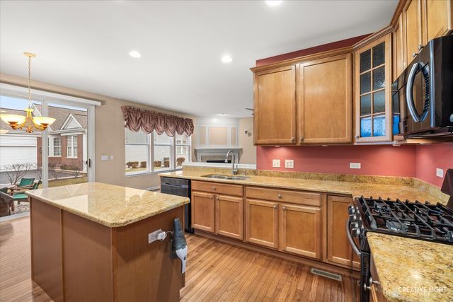 2660 Chesire Court, West Dundee, IL 60118