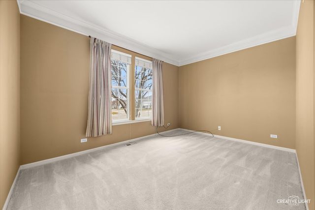 2660 Chesire Court, West Dundee, IL 60118