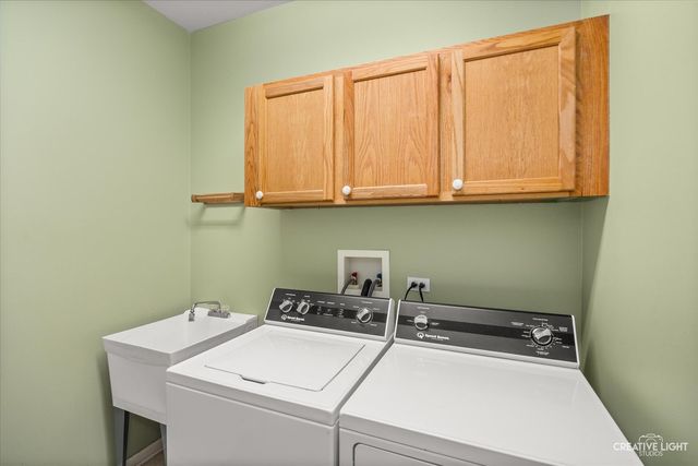 2660 Chesire Court, West Dundee, IL 60118