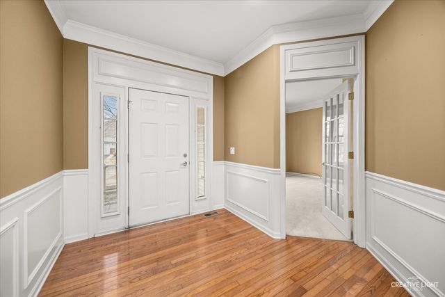 2660 Chesire Court, West Dundee, IL 60118