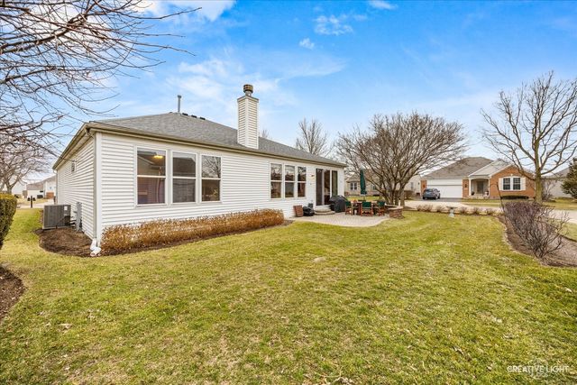 2660 Chesire Court, West Dundee, IL 60118