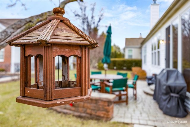 2660 Chesire Court, West Dundee, IL 60118