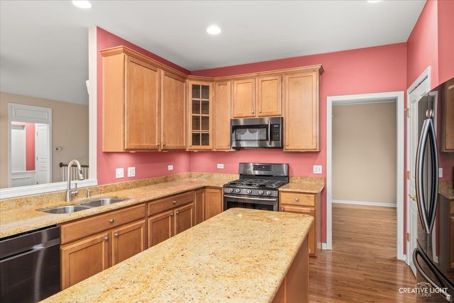 2660 Chesire Court, West Dundee, IL 60118