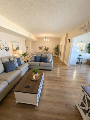 9950 62ND TERRACE N 315, St Petersburg, FL 33708