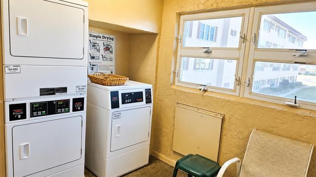 9950 62ND TERRACE N 315, St Petersburg, FL 33708