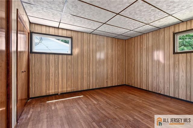 117 Kendall Drive, Parlin, NJ 08859