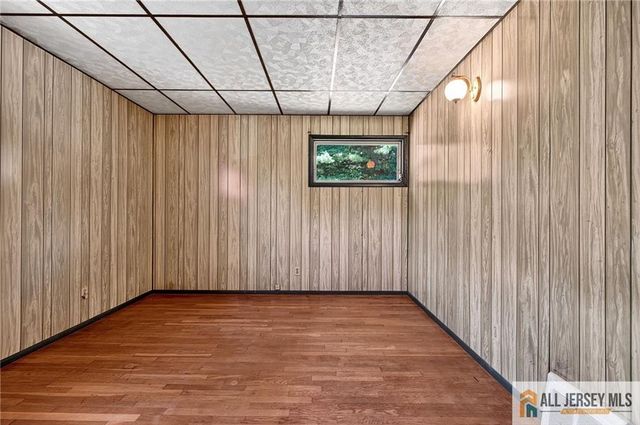 117 Kendall Drive, Parlin, NJ 08859
