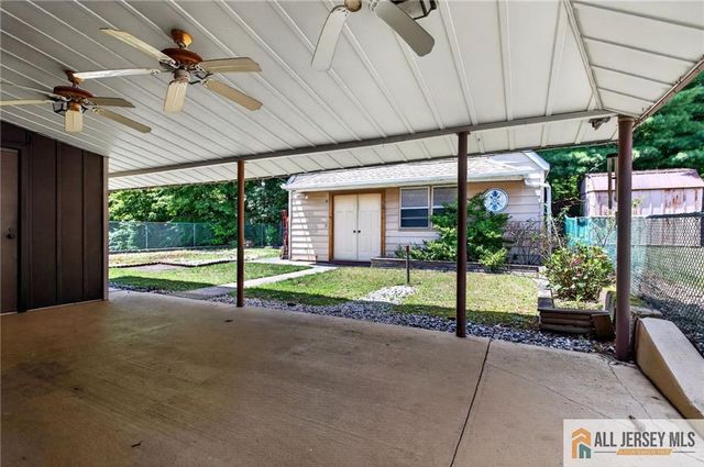 117 Kendall Drive, Parlin, NJ 08859