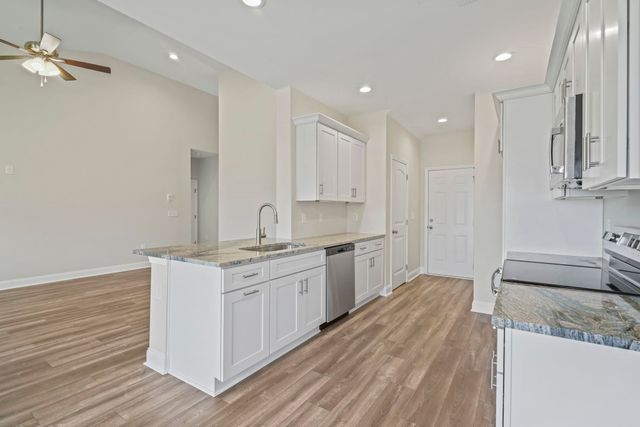 562 Bucks Trail, Longs, SC 29568