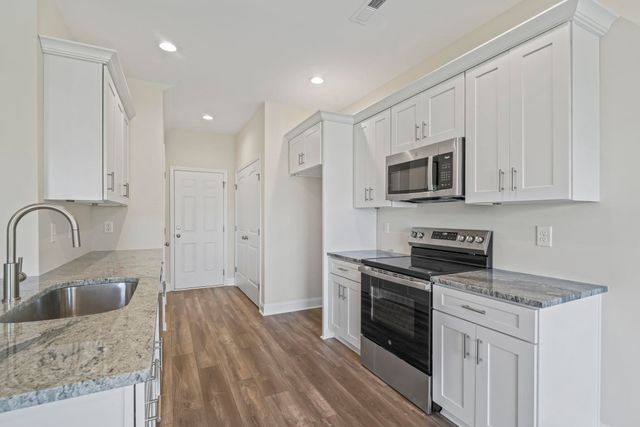562 Bucks Trail, Longs, SC 29568
