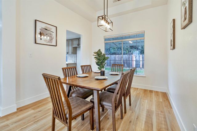 7330 N Woodrow Avenue, Fresno, CA 93720