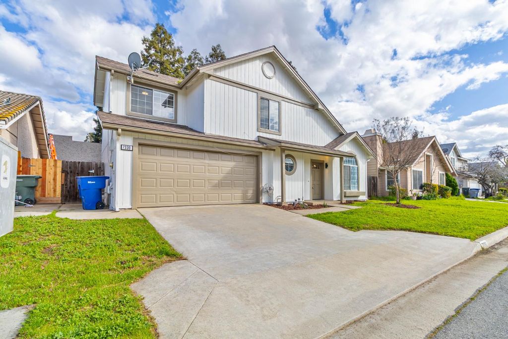 Image 44 of property listing at 7330 N Woodrow Avenue, Fresno, CA 93720