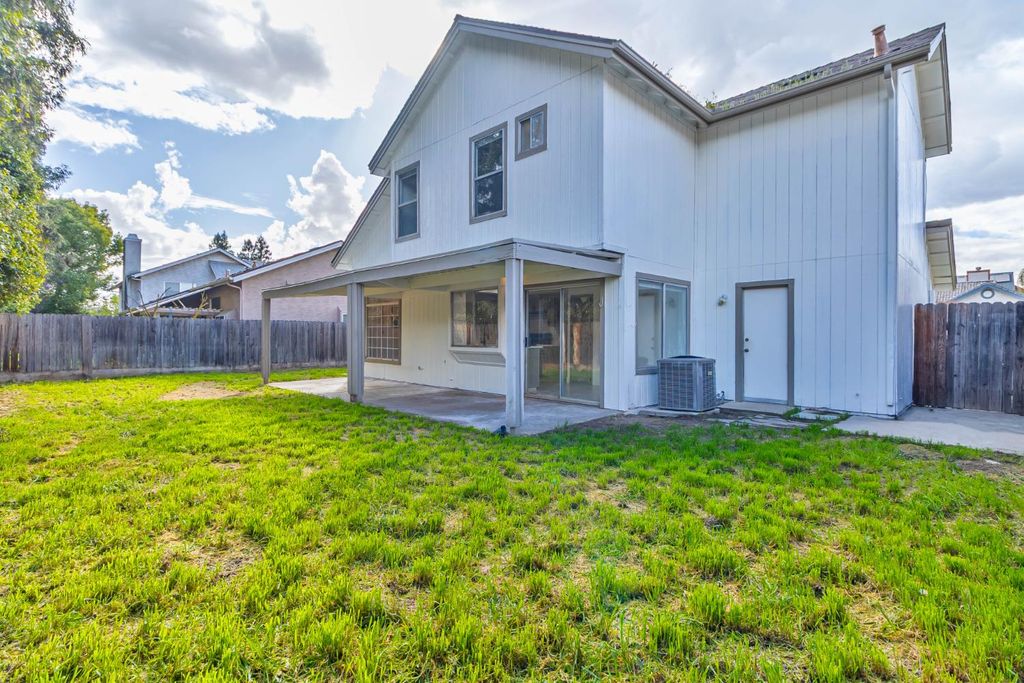 Image 45 of property listing at 7330 N Woodrow Avenue, Fresno, CA 93720