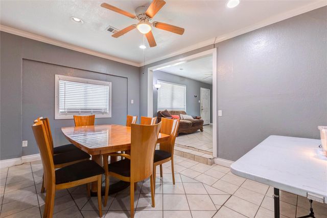 10538 Barada Street, Houston, TX 77034