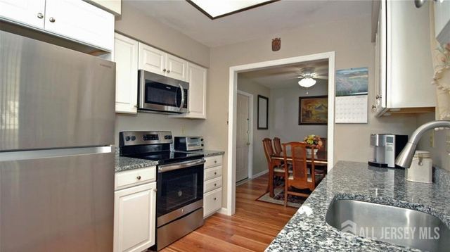 475 Rockport Way A, Monroe, NJ 08831