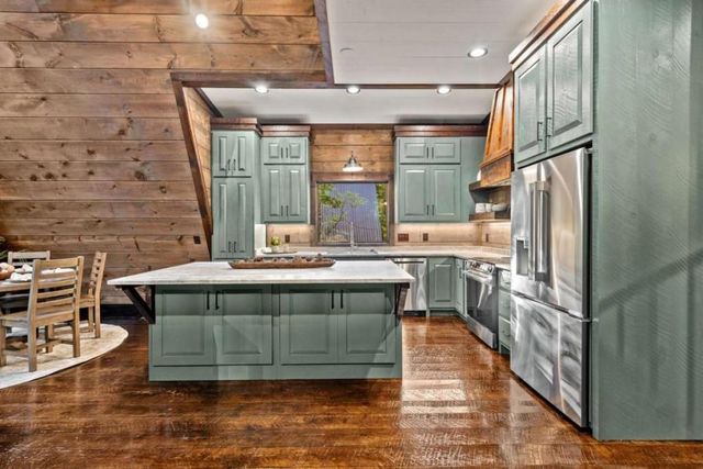 60 Magnolia Trail, Mccaysville, GA 30555