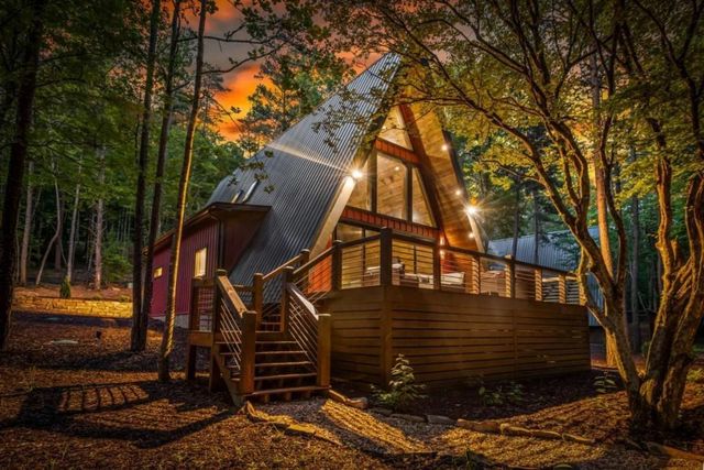 60 Magnolia Trail, Mccaysville, GA 30555