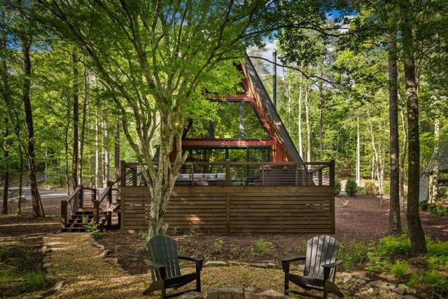 60 Magnolia Trail, Mccaysville, GA 30555