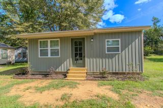 111 Joiner Ave, Jacksonville, AR 72076